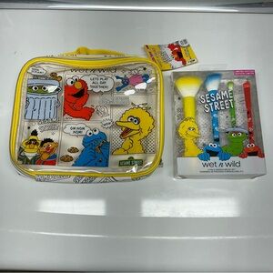 Wet n Wild Sesame Street Limited Edition Makeup Bag & 4-Piece Brush Set Vegan